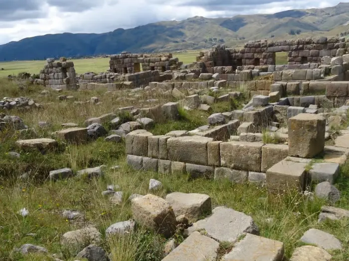 Tour Huánuco Pampa